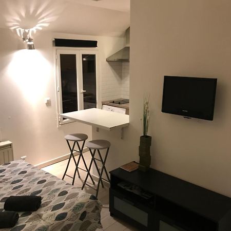 Le Studio - Hyper Centre De Fontainebleau - Proche Insead Eksteriør bilde